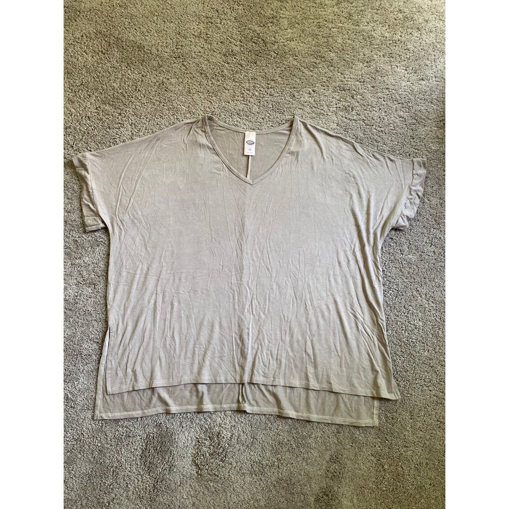 Pink Coconut women’s small oversized tunic top
